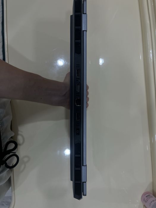 Lenovo Loq 15 ax9 1 jid