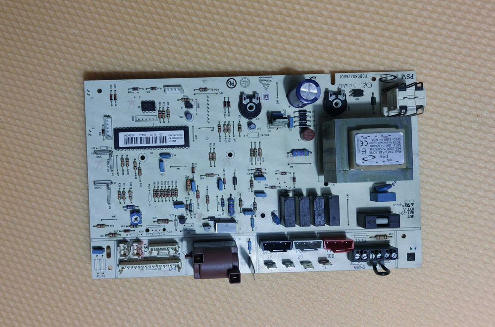 PlacaViessmann Vitopend 100 WH1D=500 lei+placa defecta