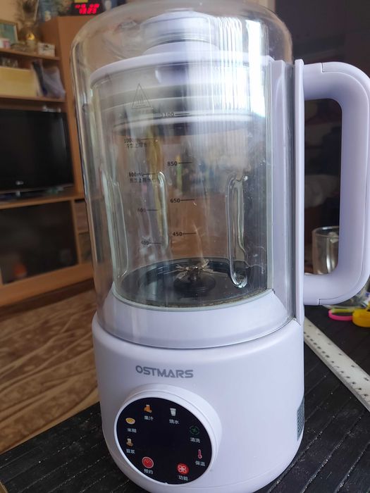 Робот за супа,соево мляко и др. Вместимост 1100ml/soymaker/ Ostmars .