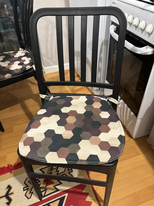 Продам стол и стулья