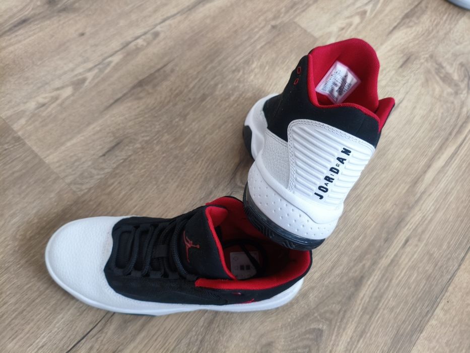 НОВИ Nike Air Jordan Max Aura 2 36.5 (CN8094-100) – нови, оригинални
