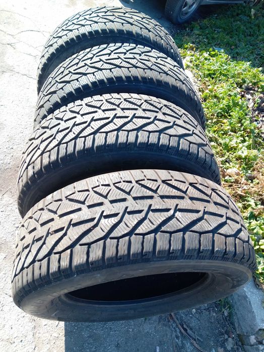 Зимни гуми 265/60 R18 Taurus