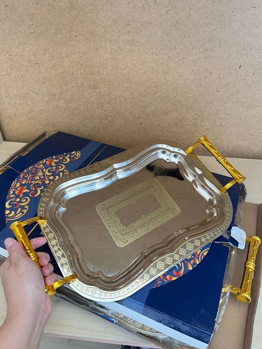 Поднос металический