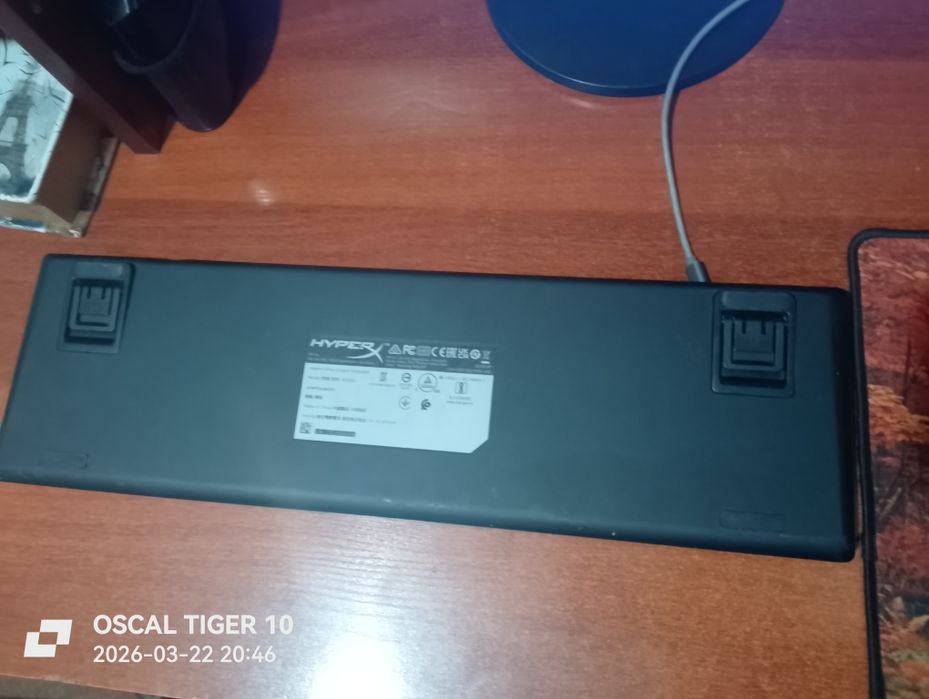 Продам клавиатуру HyperX 100%