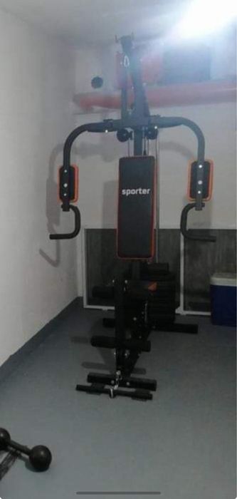 Aparat fitness multifunctional