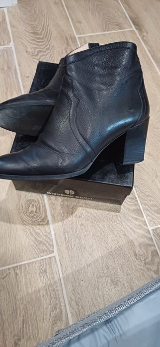 Продается Обувь бу