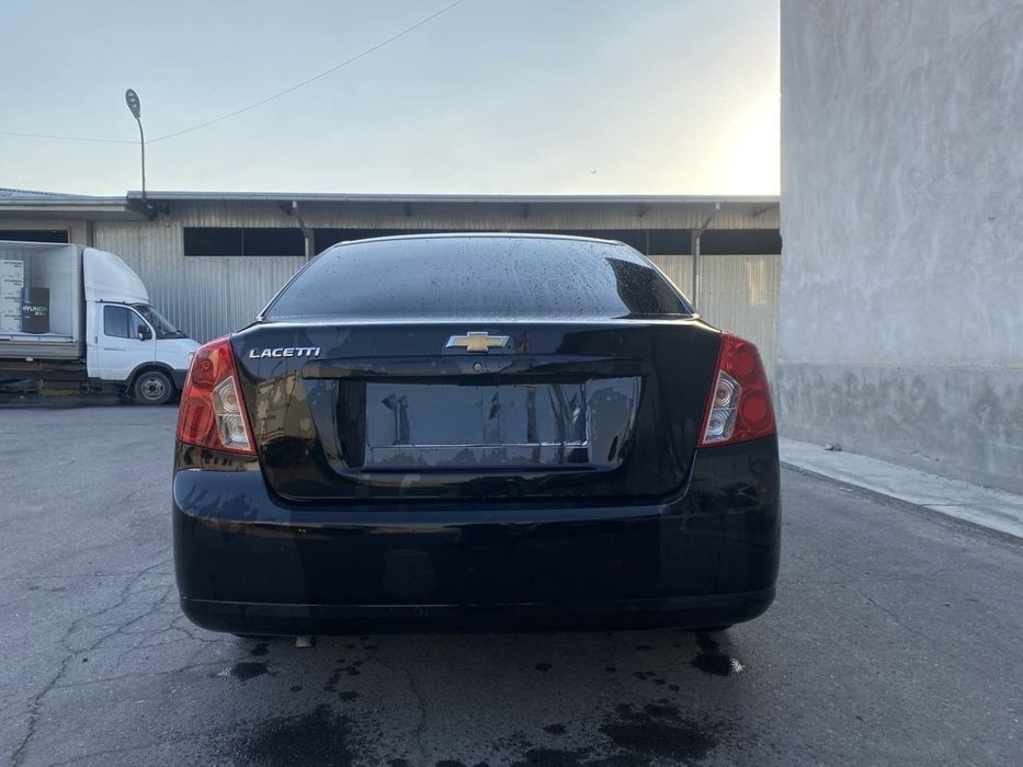 Chevrolet Gentra 1.5 Gbo qora navarotlari bor