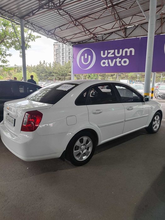 Jentra 3  2022 yil pozitsya avtomat lyuk 11.300$