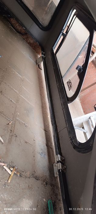 Срочно продается кунг.