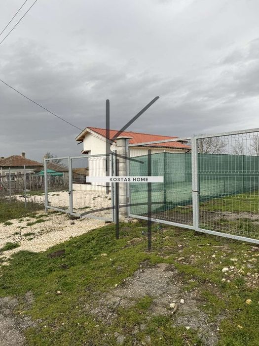 Къща в Добрич, област-с.Росеново площ 78 цена 105000