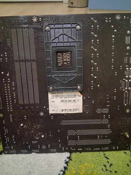 Дънна платка amd 760gm-e51 fx ,  am3+ socket