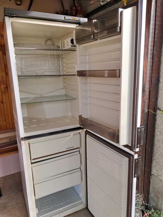 Хладилник с фризер Privileg