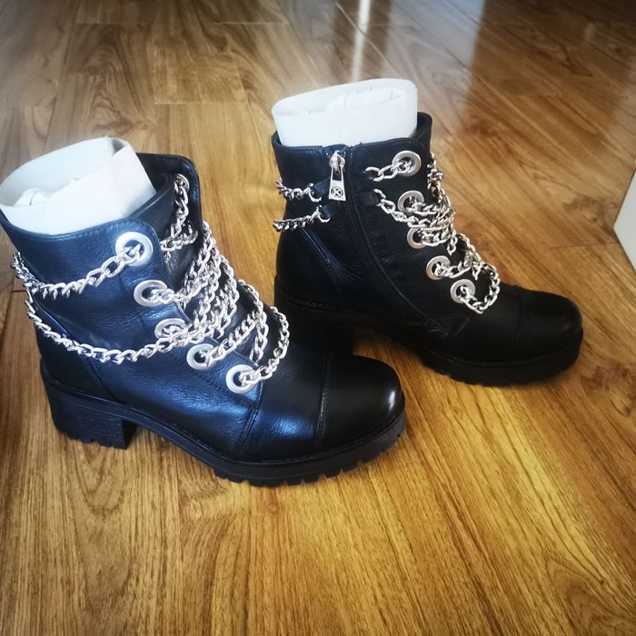 Ghete cu lanț, piele naturala