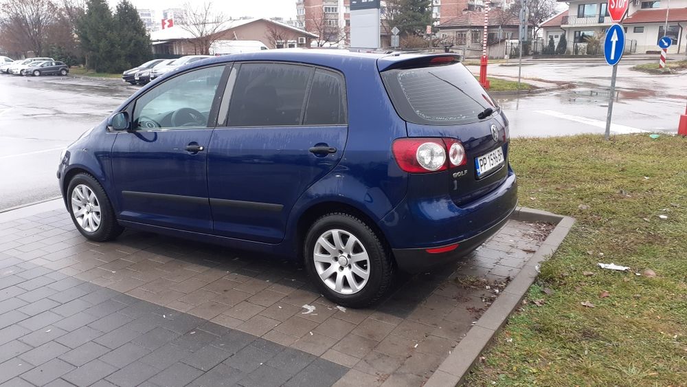 Фолсваген голф плюс