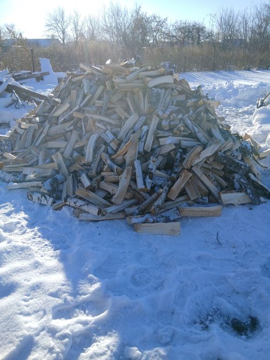 Продам дрова и  уголь в мешках,