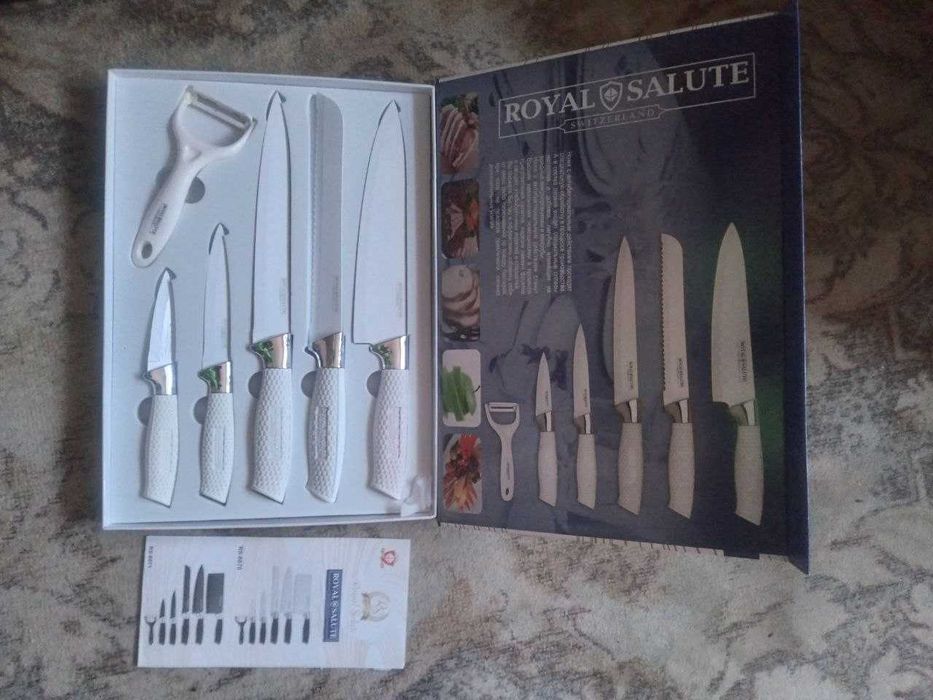 Ножи и столовые приборы