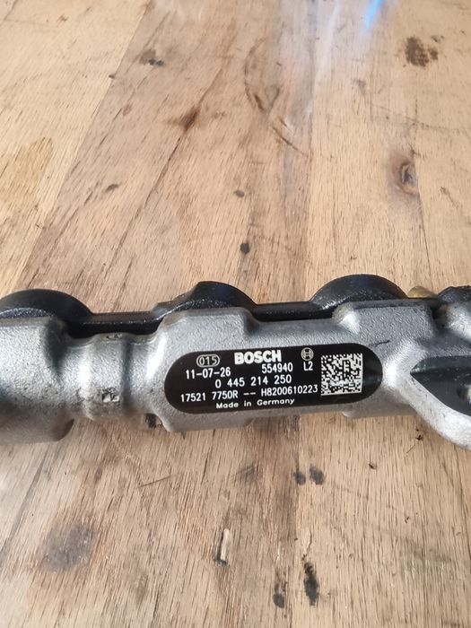 Rampa Injectoare Nissan Qashqai 2.0 DCI euro 5