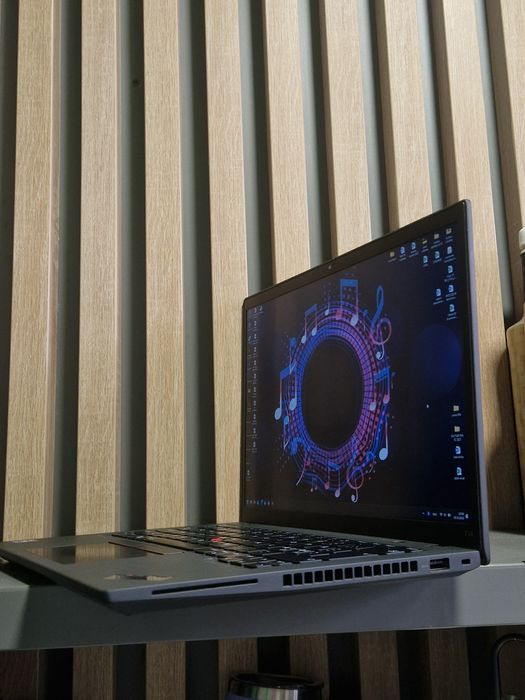 Ultrabook Lenovo ThinkPad T14 Gen 4 - i7 13th - 32 GB - 4 TB