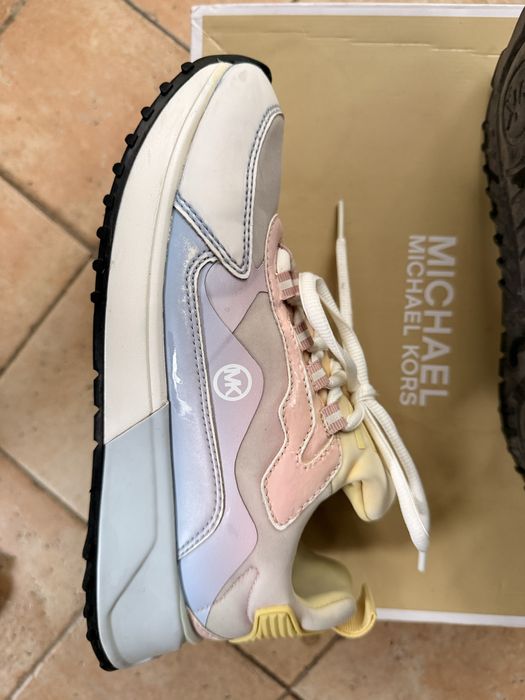 Цветни свежи маратонки Michael kors пъстри