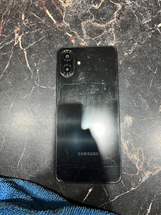 Продам самсунгА07 приветствуется обмен на iPhone