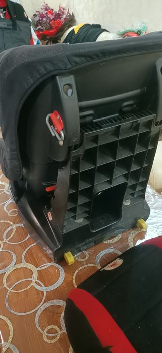 Автокресло б/у + бустер