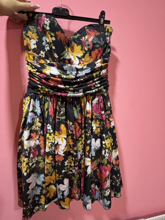 Дамски рокли