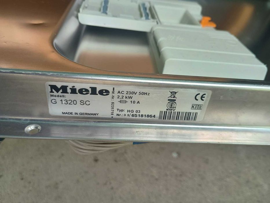 Съдомиялна миеле (Miele) G 1320 SC, на части