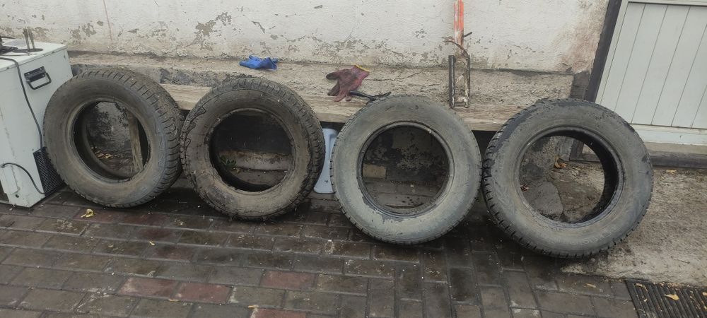 Продаю хорошую резину 14