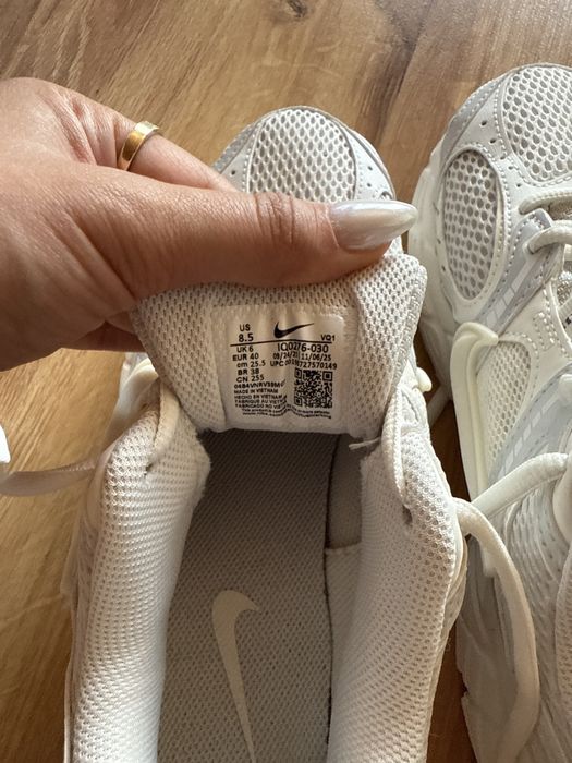 Nike v5 дамски ретро