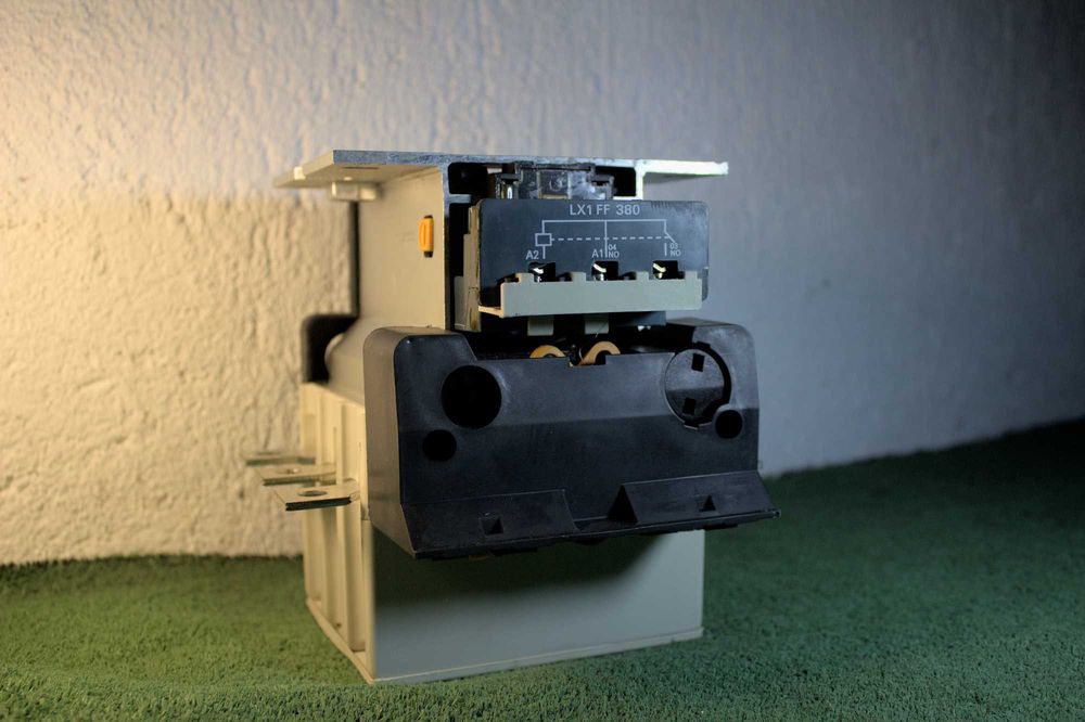 електрически контактор ELMARK   LT1-F150  НОВ