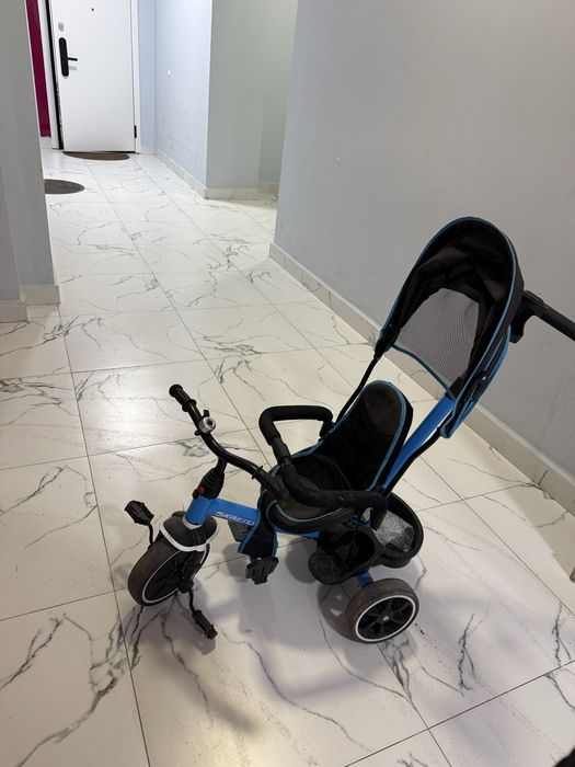 Трехколесный велосипед