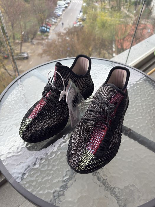 YEEZY Boost 350 V2 Yecheil