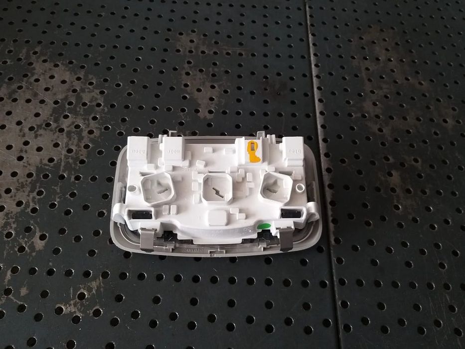 Plafoniera opel zafira e life 96781444bj