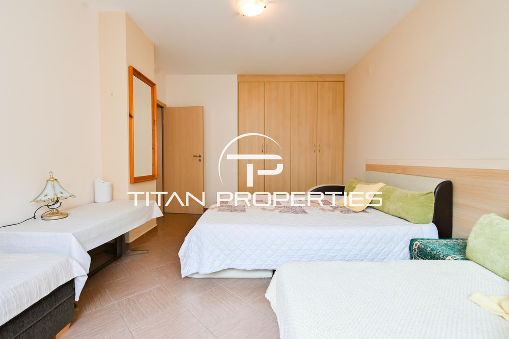 Дава се под наем Тристаен апартамент в София, Лозенец - 100 кв.м за 1000 € - Снимка #7