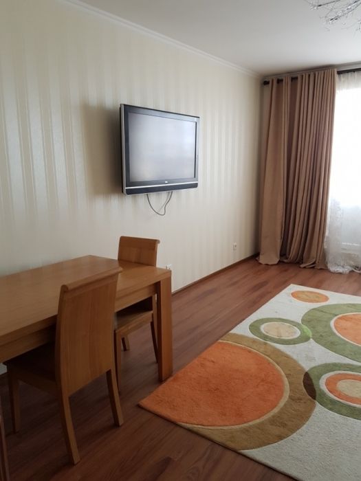 Левый берег посуточно