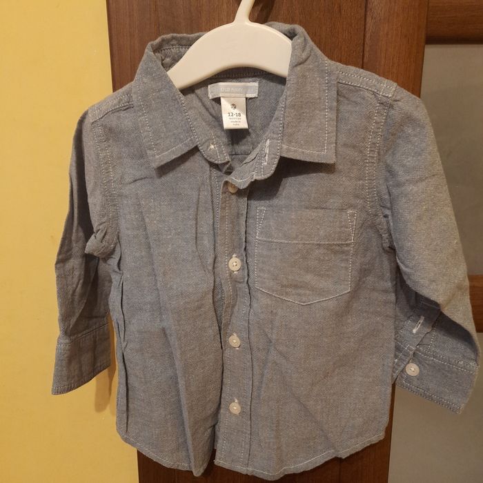 Детска риза размер 18-24