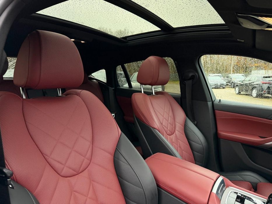 bmw x6  50000km 2023