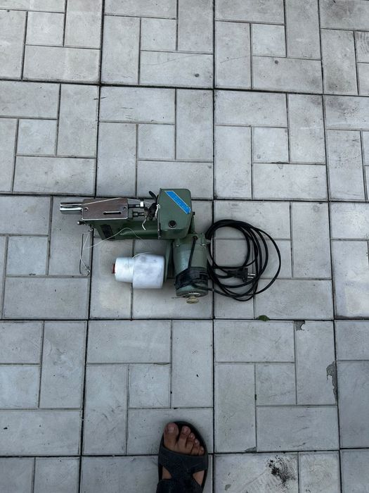 Швейная машина           .