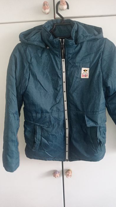 Продам осеннюю куртку