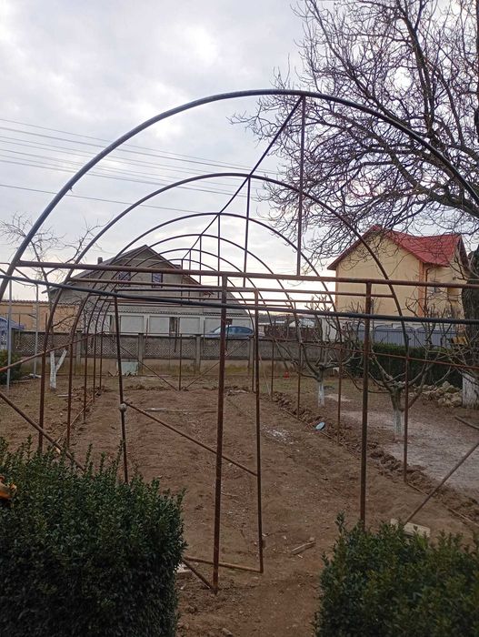 Vand solar gradina 4mx10m - structura metalica solida