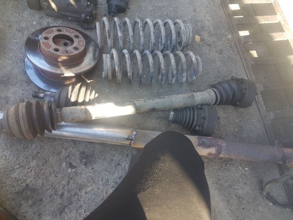 Моторче мехънизъм чистачки за бора голф 4