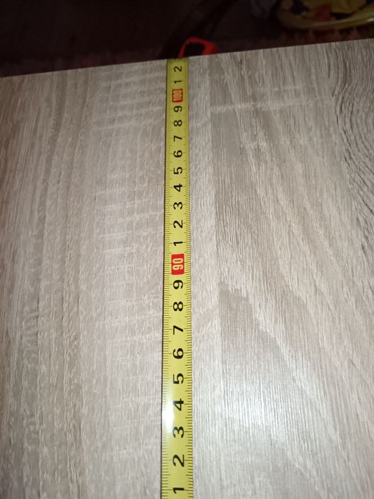 Холна масичка  светла на цвят