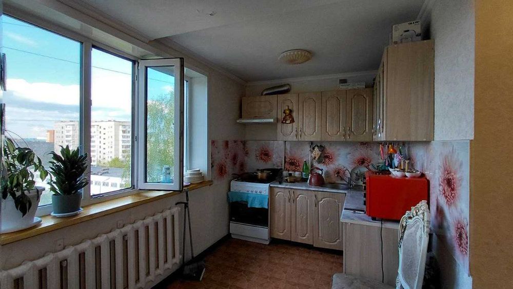 Продажа 4-комнатной кв 9 мкр