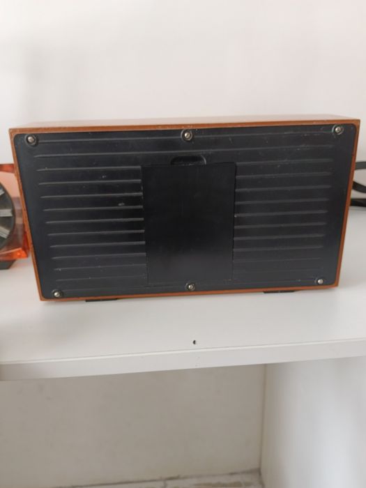 Часы антикварные "Янтарь"