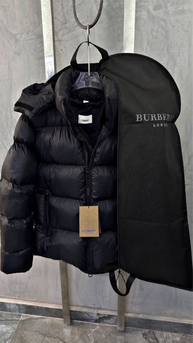 Geaca Burrbery + husa cadou