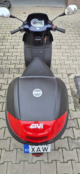 Scuter Aprilia Sportcity 125cc – 2011