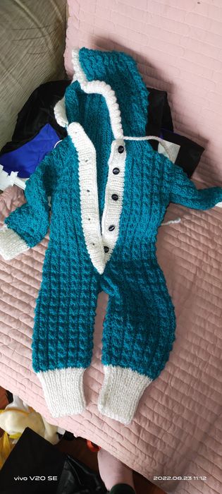 Продам детские вещи