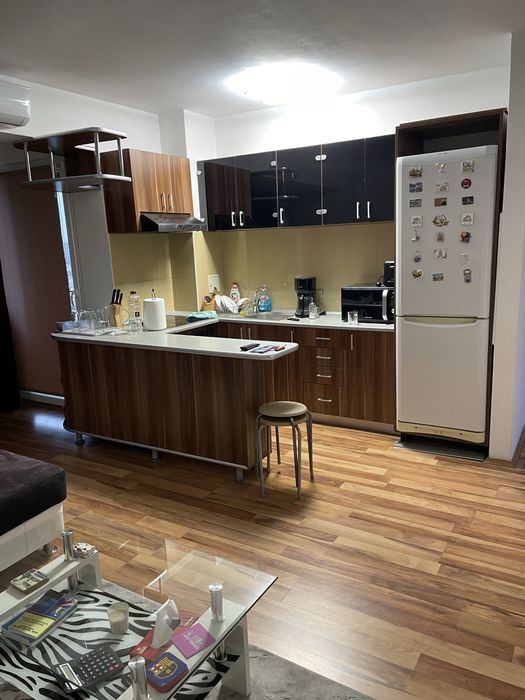 Apartament 3 camere de inchiriat
