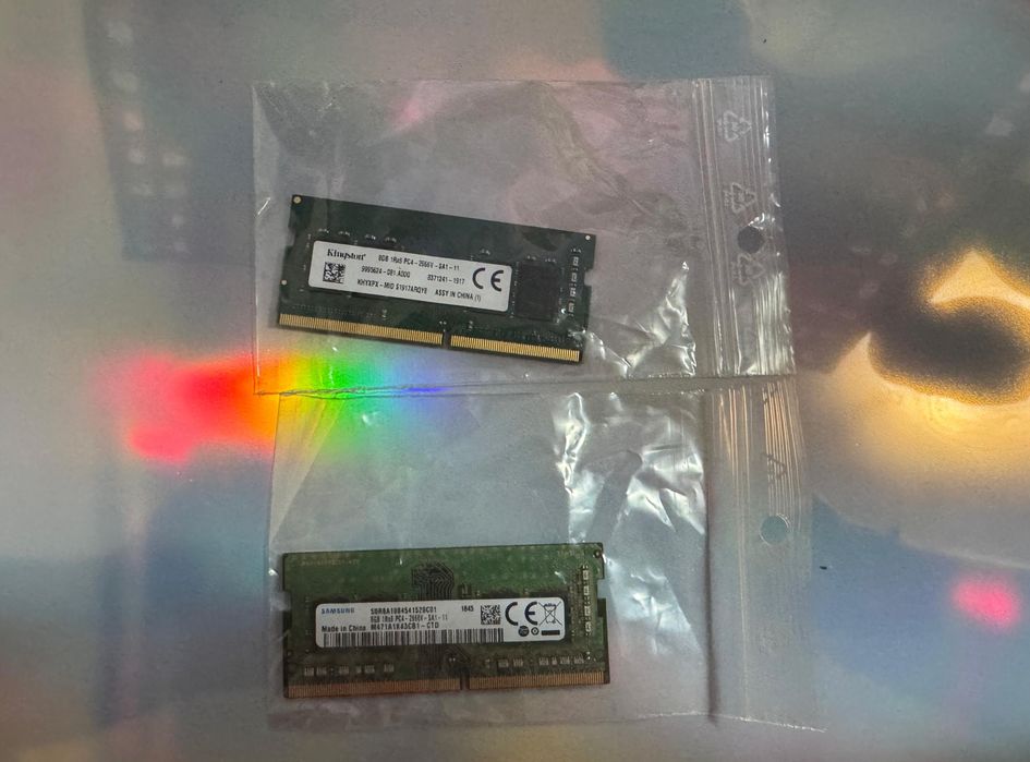 Memorie RAM PC-desktop-calculator-laptop-DDR4 8-16 GB-RAM  laptop DDR