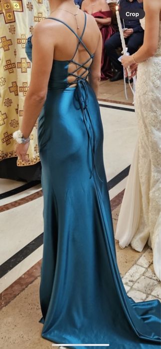 Официална, стилна рокля, подходяща за бал, за кума…